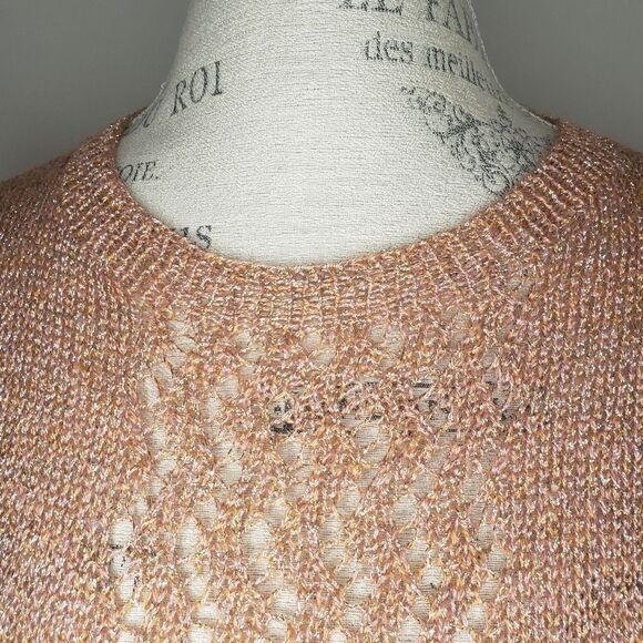 Metallic Pink Crochet Top - Picture 6 of 6